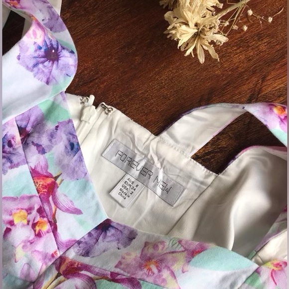 Forever new dress - Picture 3 of 5